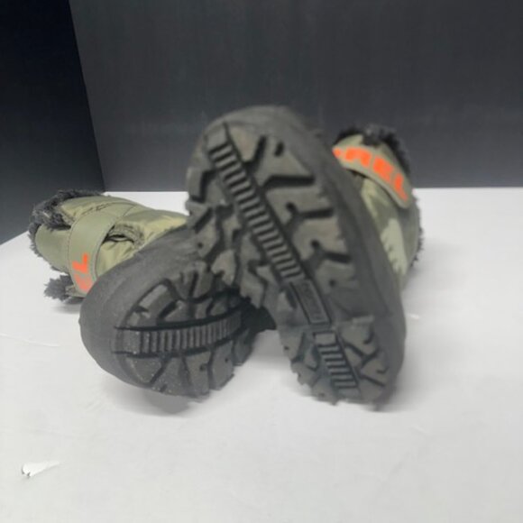 Sorel Infants Size 7 Snow Boots - Picture 2 of 6